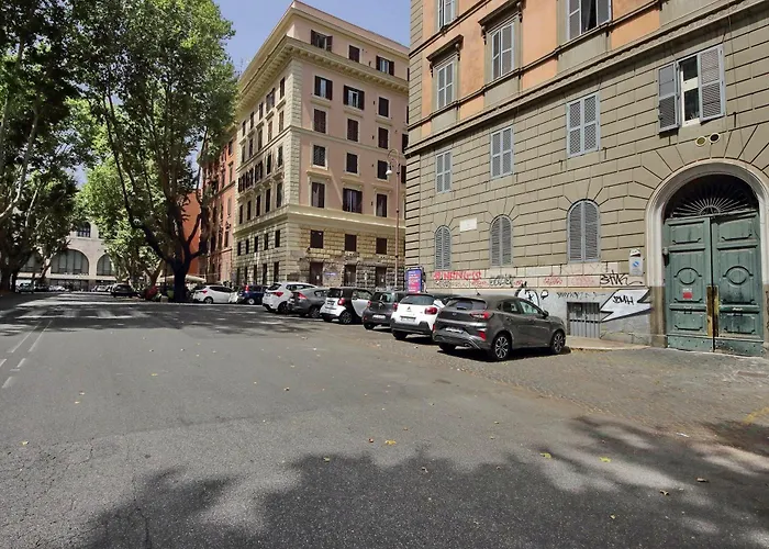 Castro Pretorio Sweet * Roma